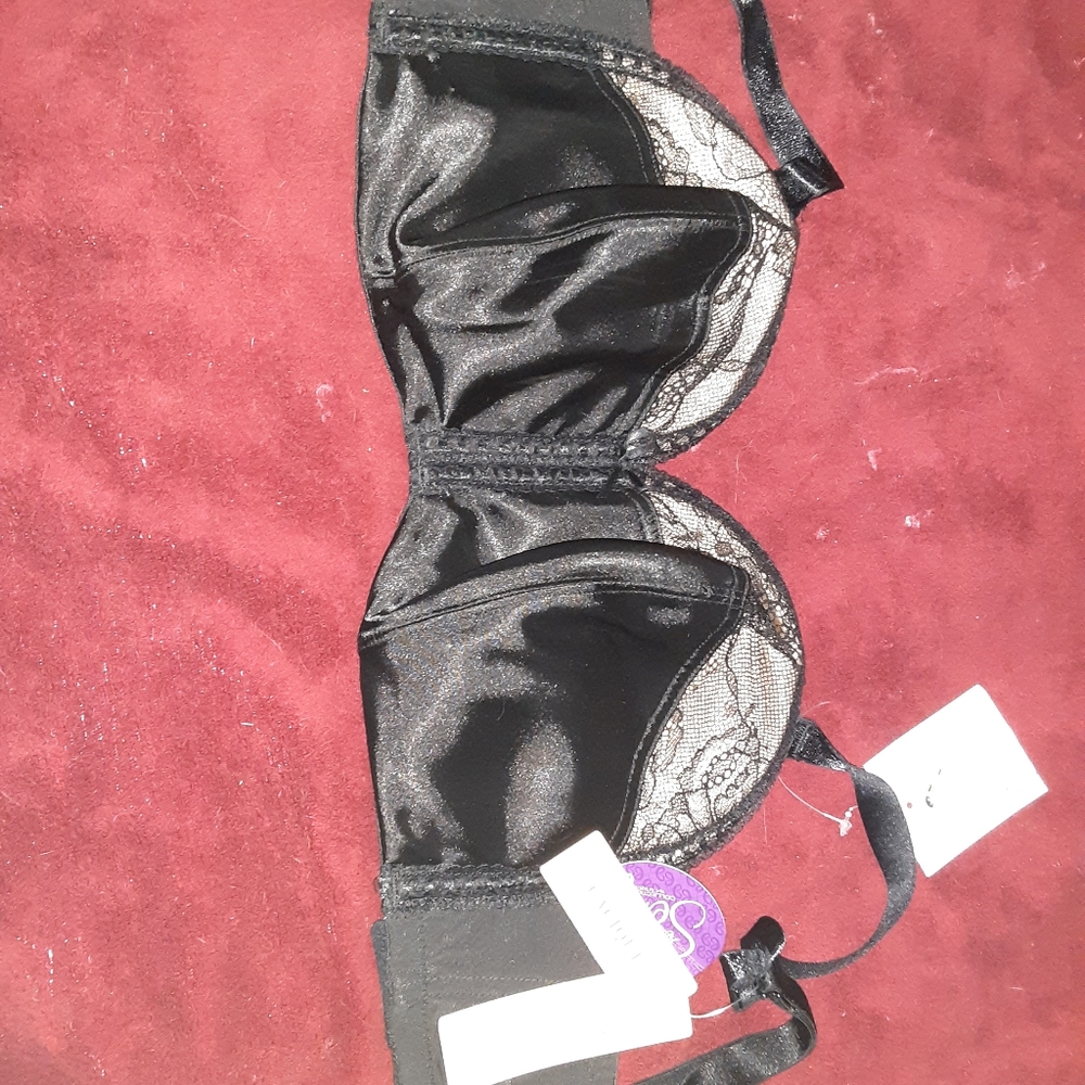 Cacique balconette NWT bra
